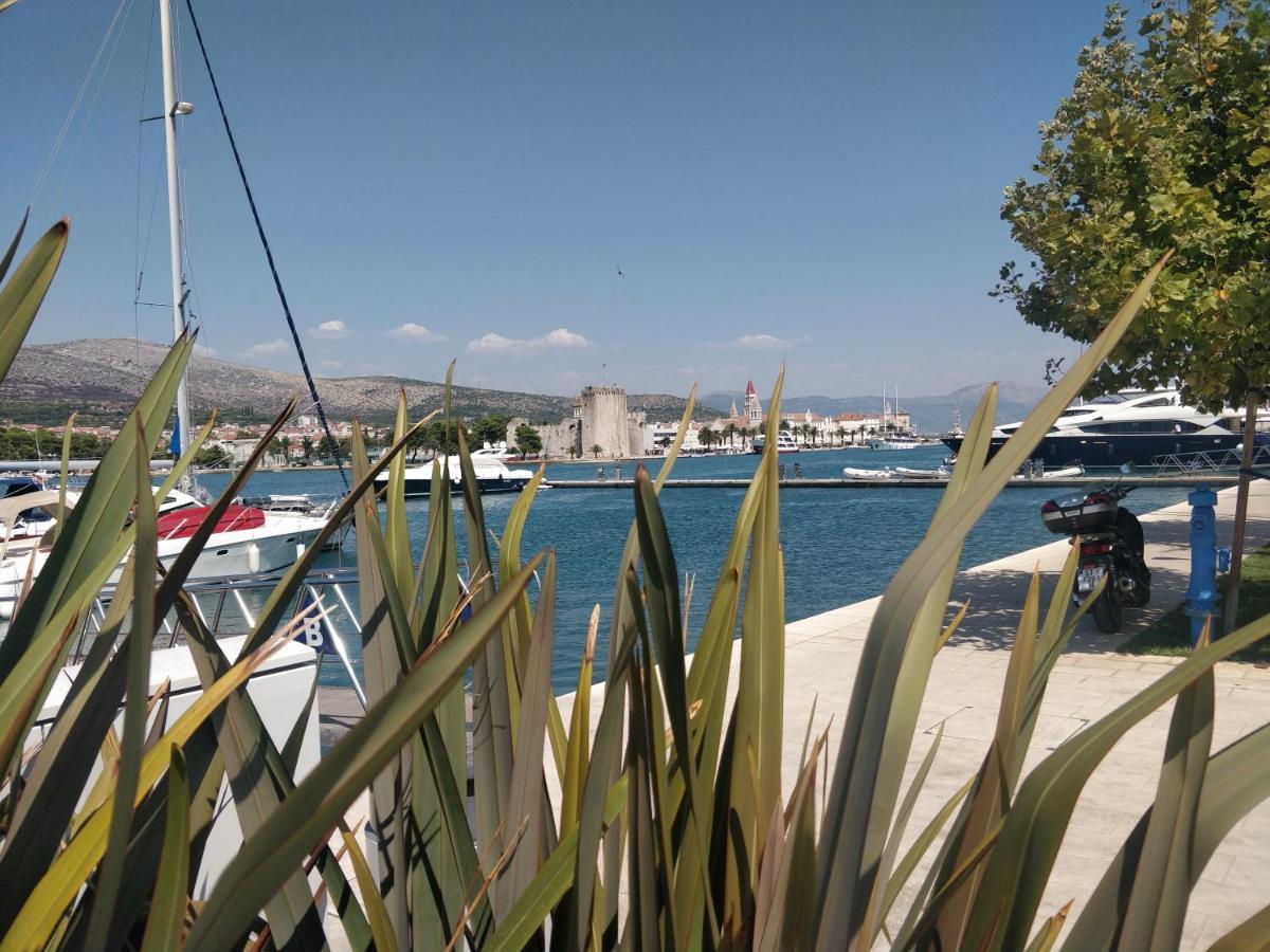 Apartments Villa A - Heating Pool Trogir Exterior foto