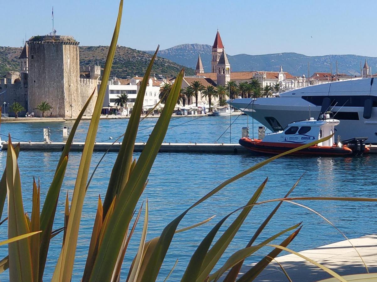 Apartments Villa A - Heating Pool Trogir Exterior foto