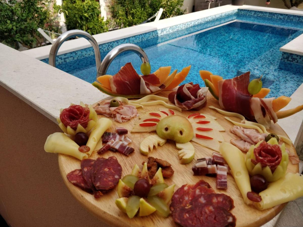 Apartments Villa A - Heating Pool Trogir Exterior foto