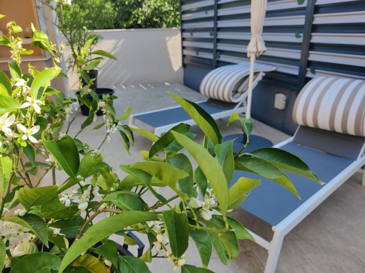 Apartments Villa A - Heating Pool Trogir Exterior foto